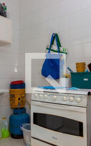 Casa à venda com 245m², 5 quartos e 5 vagas Casa à venda com 245m², 5 quartos e 5 vagasÁrea de Serviço
