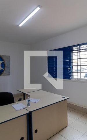 Casa à venda com 175m², 4 quartos e 4 vagas Casa à venda com 175m², 4 quartos e 4 vagasSala 01