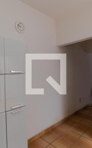 Casa à venda com 175m², 4 quartos e 4 vagas Casa à venda com 175m², 4 quartos e 4 vagasCozinha (Edícula)