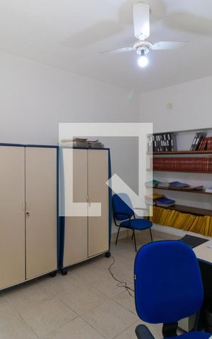Casa à venda com 175m², 4 quartos e 4 vagas Casa à venda com 175m², 4 quartos e 4 vagasSuíte 01