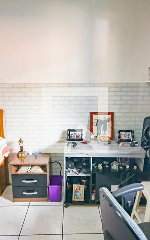 Casa para alugar com 280m², 2 quartos e sem vaga Casa para alugar com 280m², 2 quartos e sem vagaQuarto 1