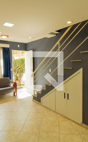 Casa de condomínio para alugar com 90m², 2 quartos e 2 vagas Casa de condomínio para alugar com 90m², 2 quartos e 2 vagasSala