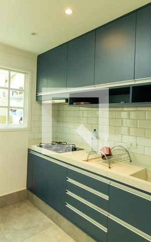 Casa de condomínio para alugar com 90m², 2 quartos e 2 vagas Casa de condomínio para alugar com 90m², 2 quartos e 2 vagasCozinha