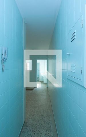 Apartamento à venda com 133m², 2 quartos e 1 vaga Apartamento à venda com 133m², 2 quartos e 1 vagaCorredor