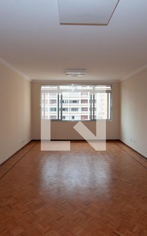 Apartamento à venda com 133m², 2 quartos e 1 vaga Apartamento à venda com 133m², 2 quartos e 1 vagaSala