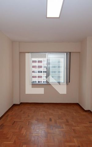 Apartamento à venda com 133m², 2 quartos e 1 vaga Apartamento à venda com 133m², 2 quartos e 1 vagaSala