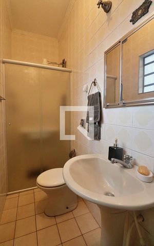 Casa à venda com 395m², 4 quartos e 1 vagaBanheiro da Suíte