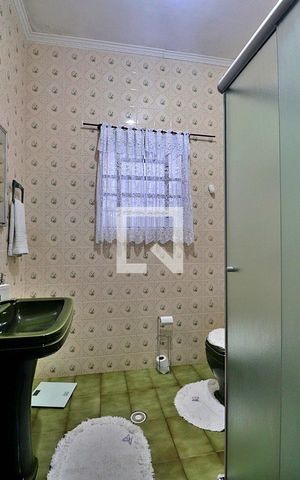 Casa à venda com 395m², 4 quartos e 1 vagaBanheiro 1