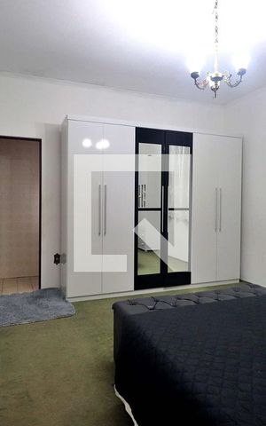 Casa à venda com 395m², 4 quartos e 1 vagaQuarto 1 - Suíte