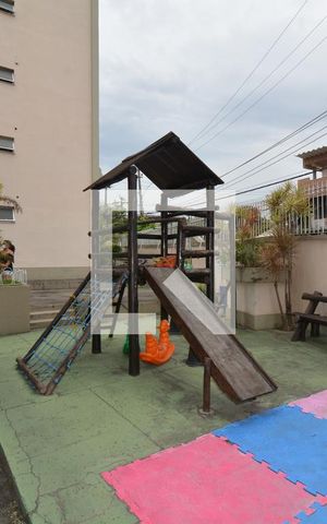 Apartamento à venda com 61m², 2 quartos e sem vagaÁrea Comum - Playground
