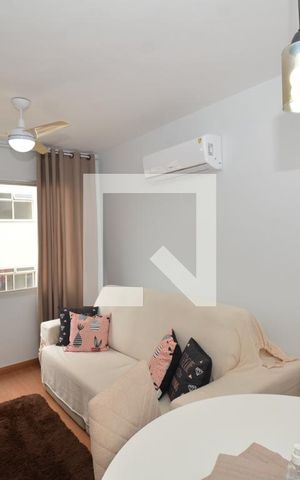 Apartamento à venda com 61m², 2 quartos e sem vagaSala