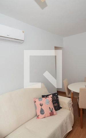Apartamento à venda com 61m², 2 quartos e sem vagaSala