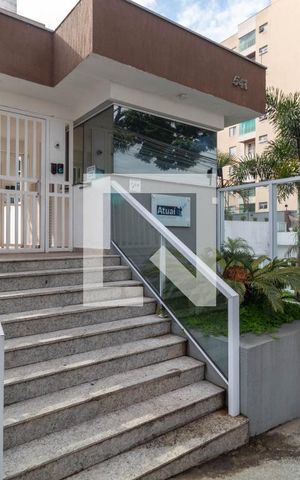 Studio à venda com 46m², 1 quarto e 1 vaga Studio à venda com 46m², 1 quarto e 1 vagaFachada