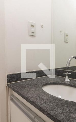Apartamento à venda com 38m², 1 quarto e 1 vaga Apartamento à venda com 38m², 1 quarto e 1 vagaBanheiro