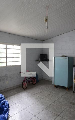 Casa à venda com 270m², 3 quartos e 2 vagasQuarto de Serviço