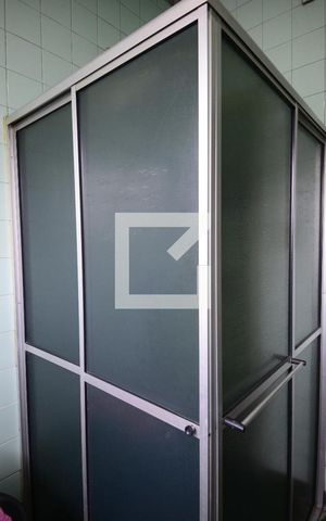 Casa à venda com 270m², 3 quartos e 2 vagasBanheiro