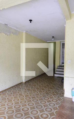 Casa à venda com 270m², 3 quartos e 2 vagasGaragem