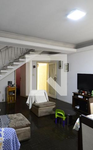 Casa à venda com 270m², 3 quartos e 2 vagassala