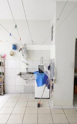 Casa à venda com 270m², 3 quartos e 2 vagasÁrea de Serviço