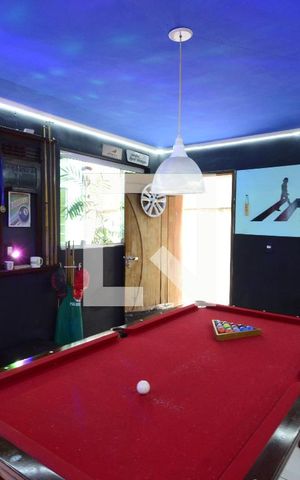 Casa à venda com 270m², 3 quartos e 2 vagasSala Casa 2