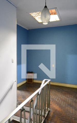 Casa à venda com 270m², 3 quartos e 2 vagasCorredor