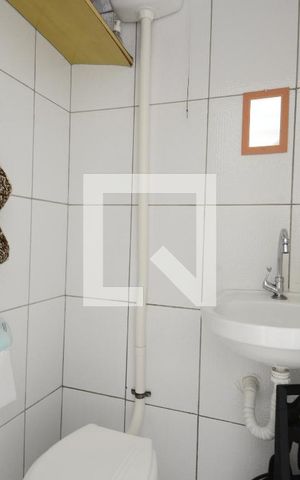 Casa à venda com 270m², 3 quartos e 2 vagasBanheiro de Serviço