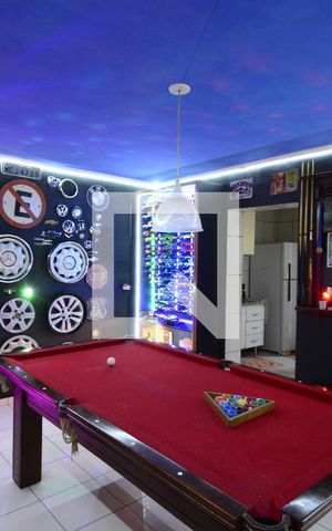 Casa à venda com 270m², 3 quartos e 2 vagasSala Casa 2
