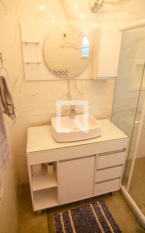 Studio à venda com 30m², 1 quarto e sem vaga Studio à venda com 30m², 1 quarto e sem vagaBanheiro