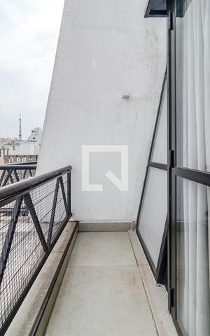 Apartamento à venda com 110m², 1 quarto e 3 vagas Apartamento à venda com 110m², 1 quarto e 3 vagasVaranda