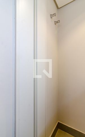 Apartamento à venda com 110m², 1 quarto e 3 vagas Apartamento à venda com 110m², 1 quarto e 3 vagasÁrea de serviço