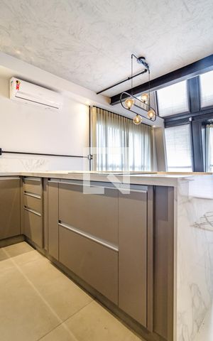 Apartamento à venda com 110m², 1 quarto e 3 vagas Apartamento à venda com 110m², 1 quarto e 3 vagasCozinha