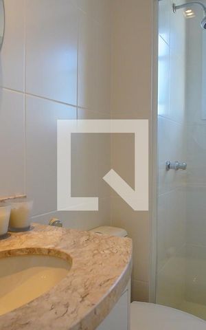 Apartamento para alugar com 73m², 2 quartos e 2 vagasBanheiro Corredor