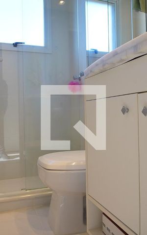 Apartamento para alugar com 73m², 2 quartos e 2 vagasBanheiro da Suíte