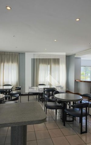 Apartamento para alugar com 70m², 2 quartos e 1 vaga Apartamento para alugar com 70m², 2 quartos e 1 vagaÁrea comum - Salão de festas