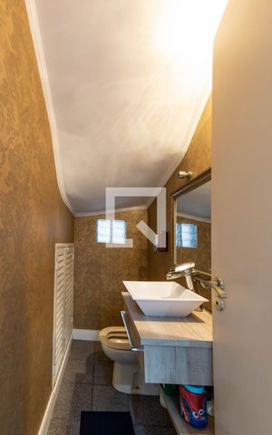 Casa à venda com 150m², 3 quartos e 4 vagasLavabo