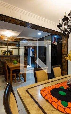 Casa à venda com 150m², 3 quartos e 4 vagasSala