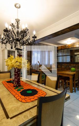 Casa à venda com 150m², 3 quartos e 4 vagasSala