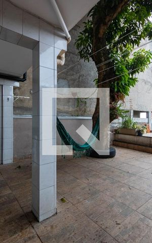 Casa à venda com 150m², 3 quartos e 4 vagasÁrea de Serviço