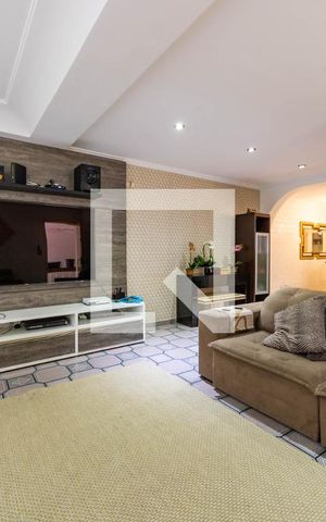 Casa à venda com 150m², 3 quartos e 4 vagasSala