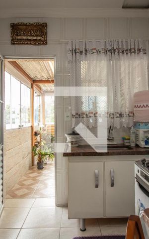 Casa à venda com 193m², 3 quartos e 2 vagas Casa à venda com 193m², 3 quartos e 2 vagasCozinha
