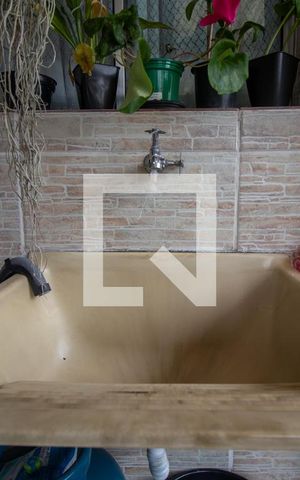 Casa à venda com 193m², 3 quartos e 2 vagas Casa à venda com 193m², 3 quartos e 2 vagasLavanderia
