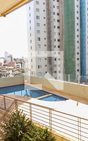 Apartamento para alugar com 120m², 3 quartos e 2 vagas Apartamento para alugar com 120m², 3 quartos e 2 vagasÁrea comum - Piscina