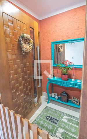 Casa para alugar com 225m², 3 quartos e 3 vagas Casa para alugar com 225m², 3 quartos e 3 vagasHall de Entrada