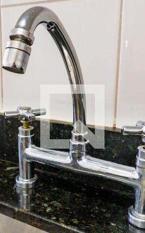 Apartamento à venda com 70m², 2 quartos e 1 vaga Apartamento à venda com 70m², 2 quartos e 1 vagaCozinha - Torneira