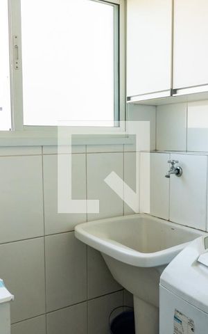 Apartamento à venda com 70m², 2 quartos e 1 vaga Apartamento à venda com 70m², 2 quartos e 1 vagaÁrea de Serviço