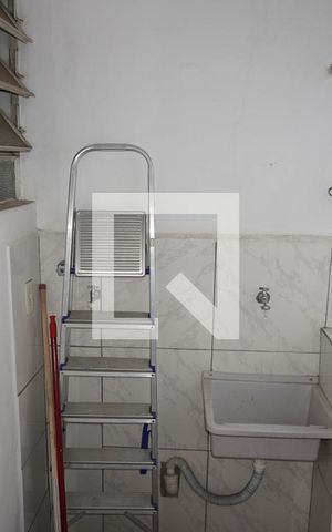 Apartamento para alugar com 75m², 1 quarto e sem vagaÁrea de serviço
