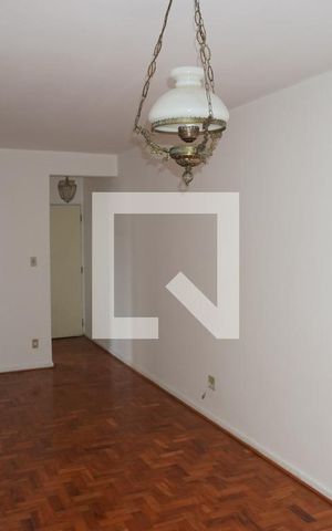 Apartamento para alugar com 75m², 1 quarto e sem vagaSala