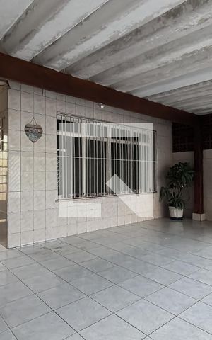 Casa à venda com 135m², 4 quartos e 2 vagasGaragem
