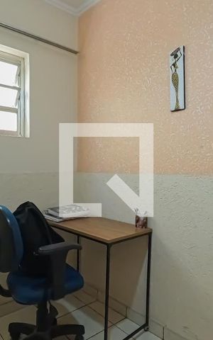 Casa à venda com 135m², 4 quartos e 2 vagasQuarto 1