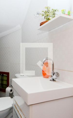 Casa à venda com 330m², 4 quartos e 3 vagasLavabo 